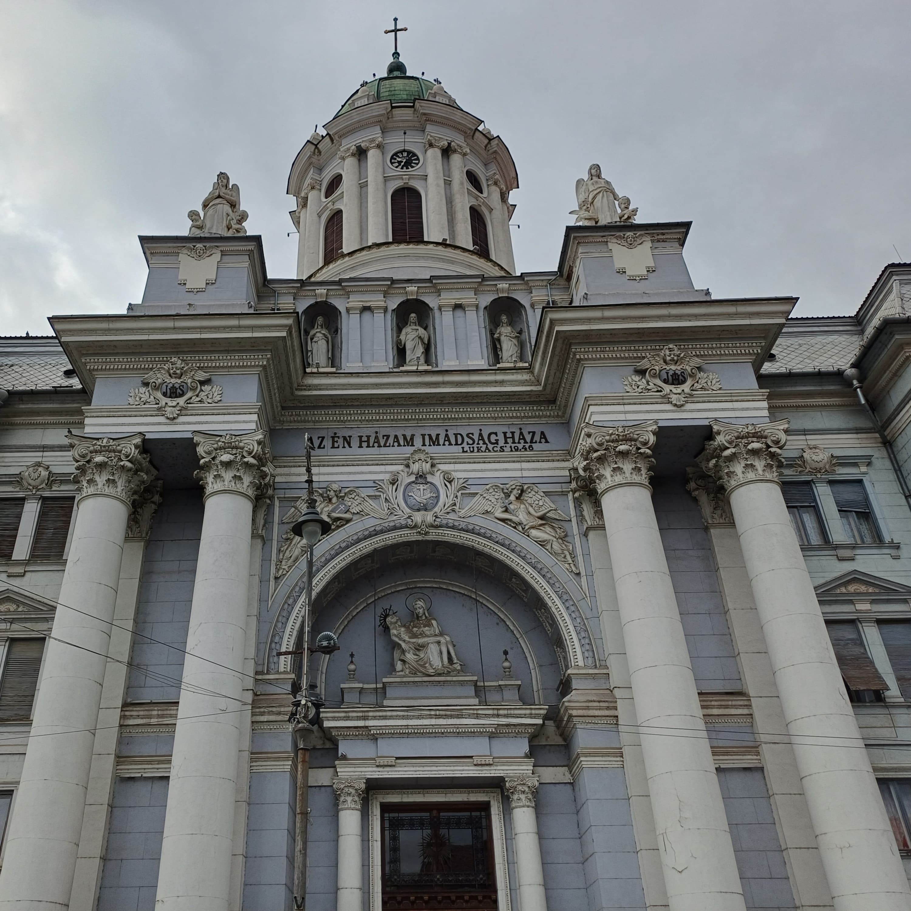 115 éve szentelték fel az aradi minorita templomot